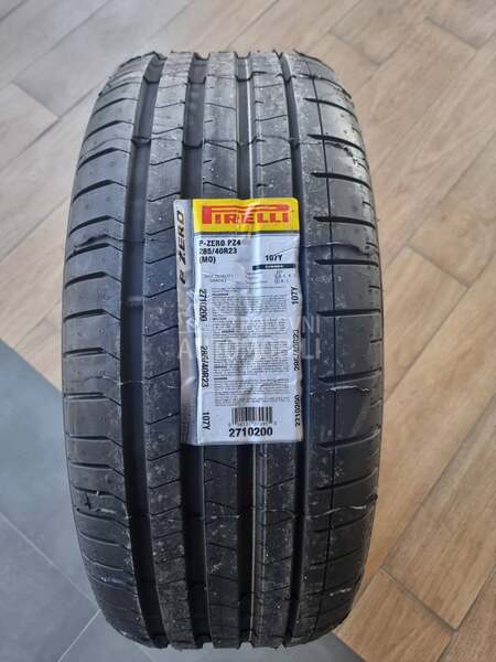 Pirelli 325/35 R23 Letnja
