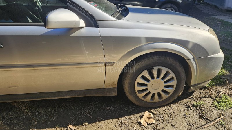 Opel Vectra C -  kompletan auto u delovima