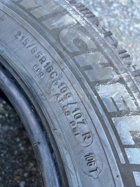 Michelin 215/65 R16 Zimska