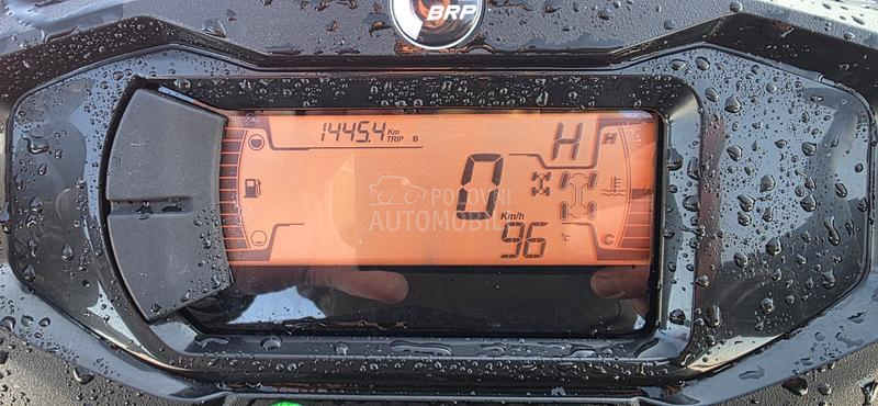 Can-Am Outlander 1000