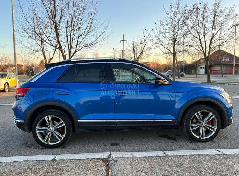 Volkswagen T-Roc 2.0 TSI 4WD SPORT