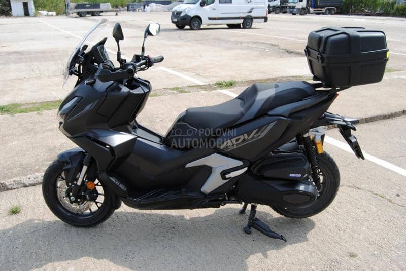 Honda ADV 350