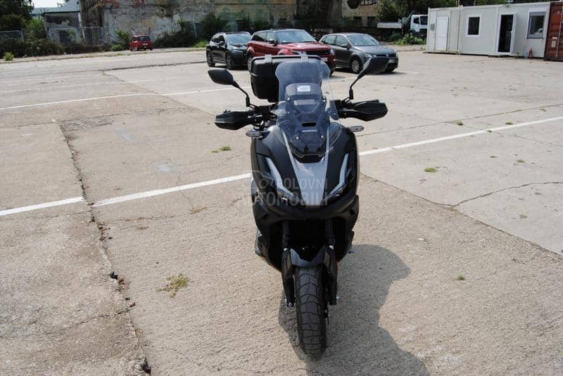 Honda ADV 350