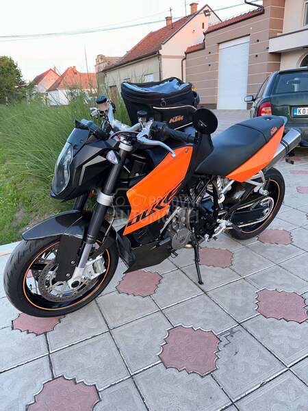 KTM Super duke 990 rest