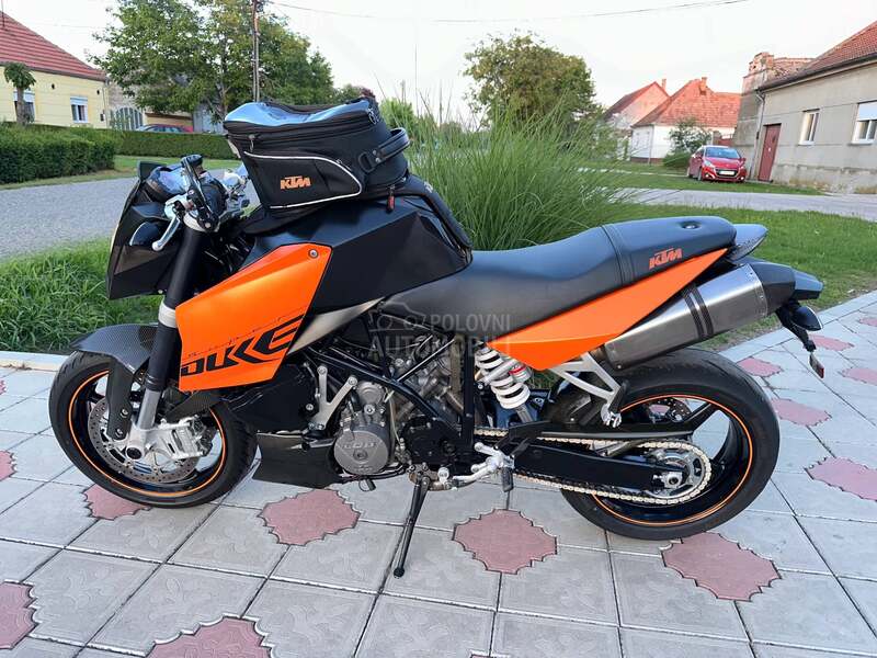 KTM Super duke 990 rest