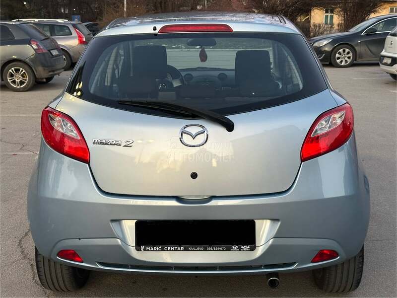 Mazda 2 