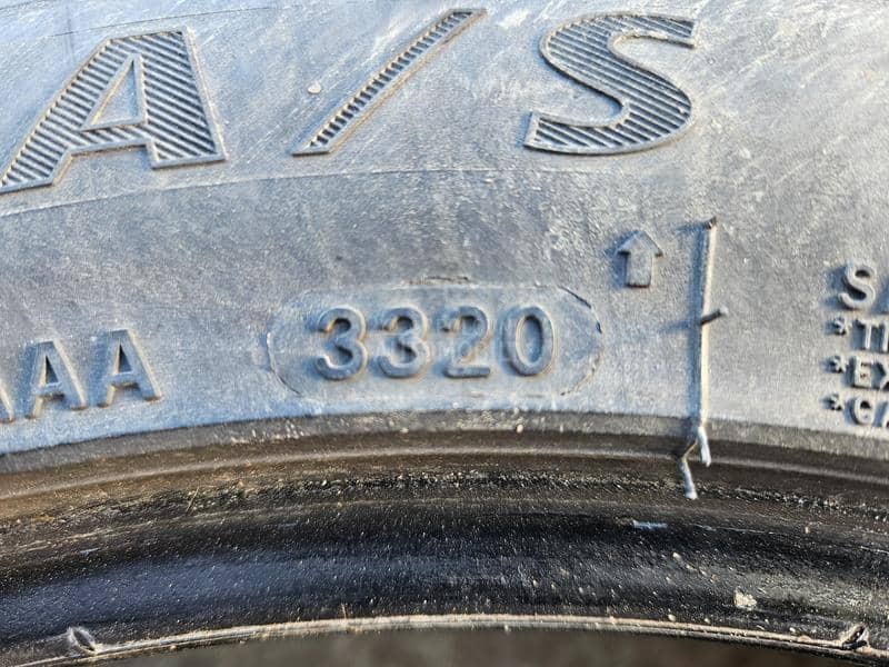 Ostalo 215/45 R16 Zimska