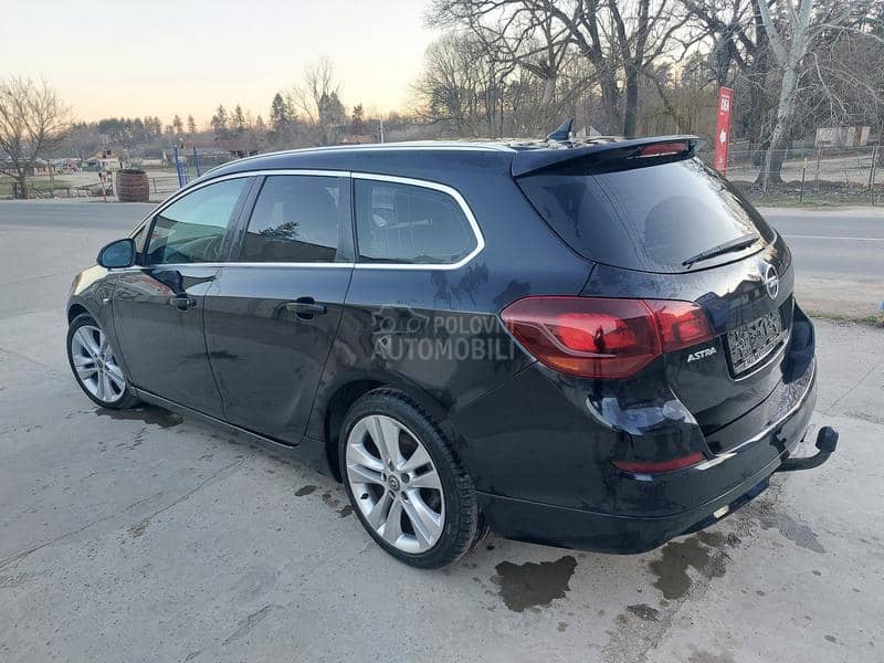 Opel Astra J 1.7 cdti