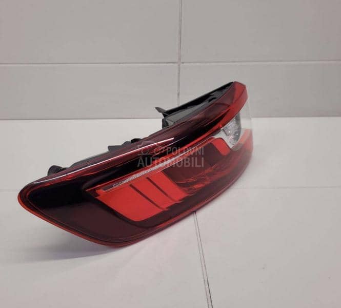 lampe zadnje karavan