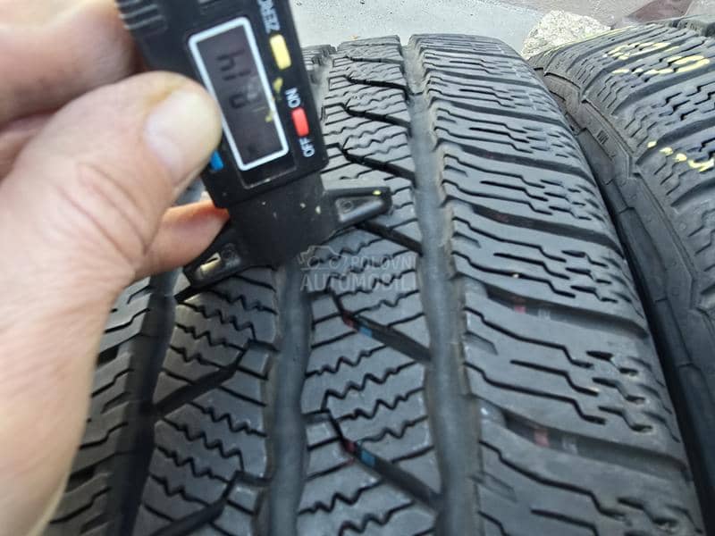Continental 195/60 R16 Zimska