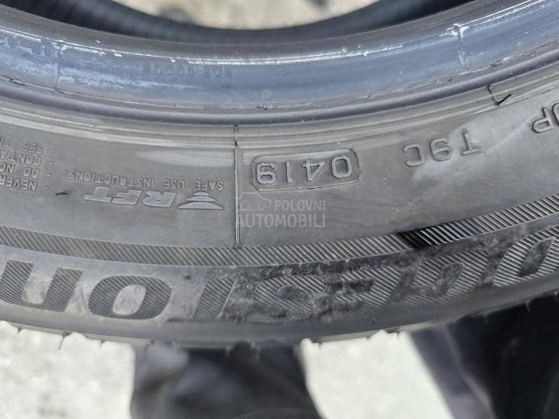 Bridgestone 225/55 R17 Zimska
