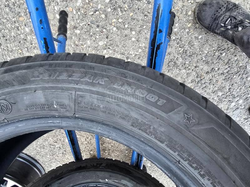 Bridgestone 225/55 R17 Zimska