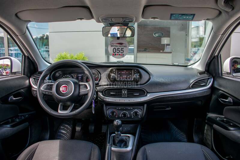 Fiat Tipo HB