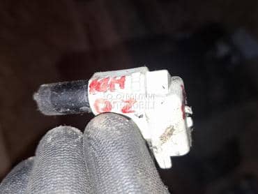 senzor bregaste 2.0 hdi za Peugeot 206