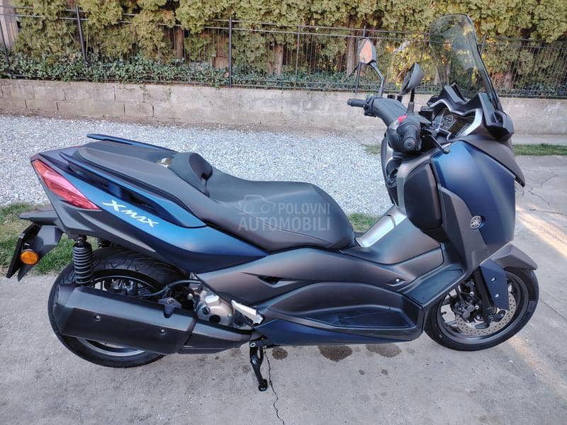 Yamaha xmax