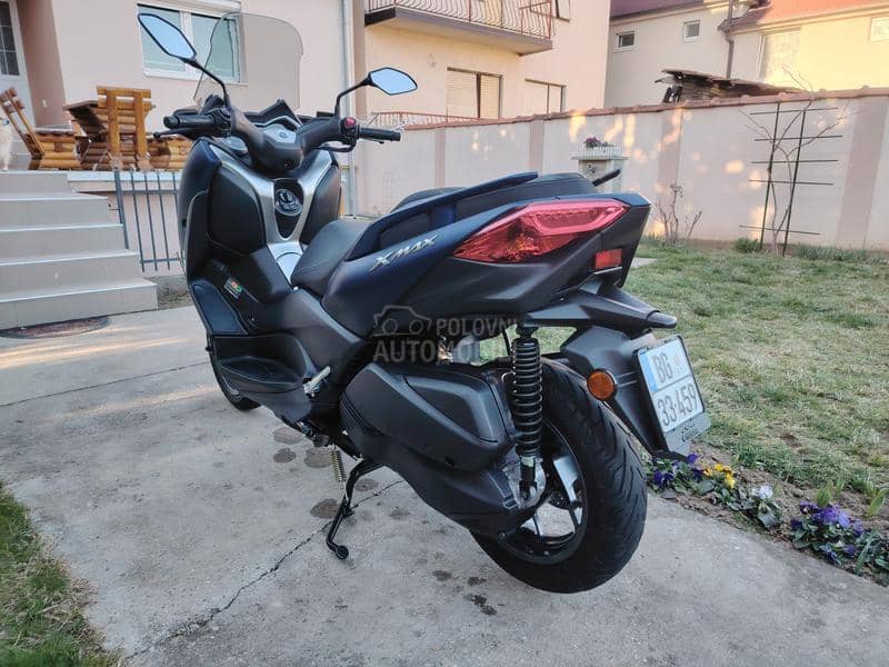 Yamaha xmax