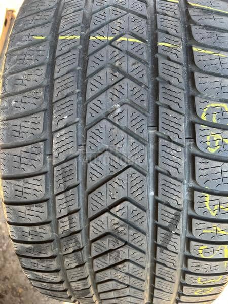 Pirelli 315/30 R21 Zimska