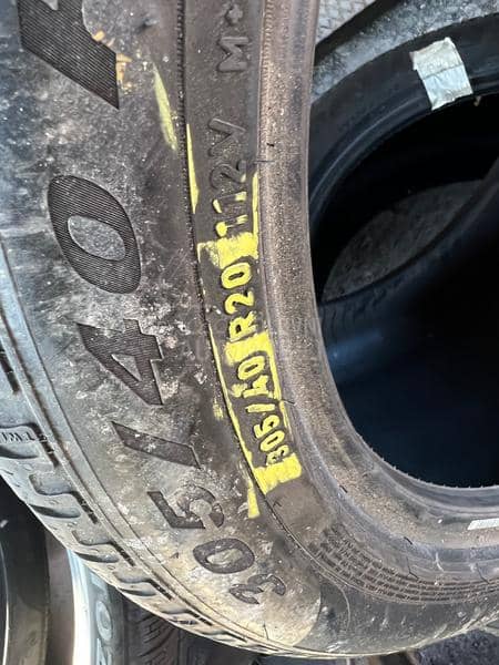 Pirelli 305/40 R20 Letnja