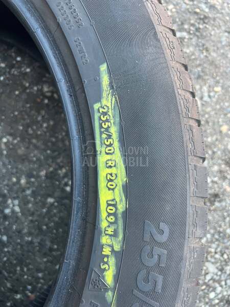 Continental 255/50 R20 Zimska