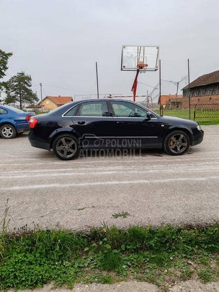 Delovi za Audi A4 2004. god.