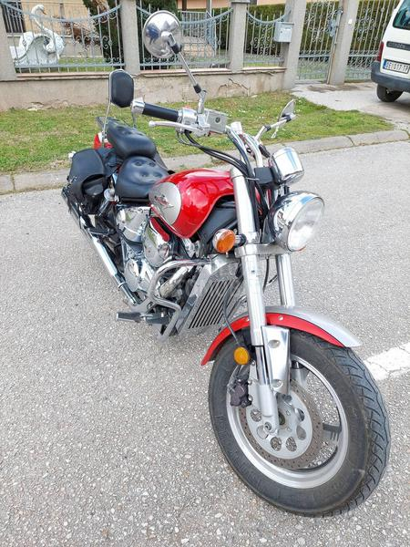 Suzuki Marauder