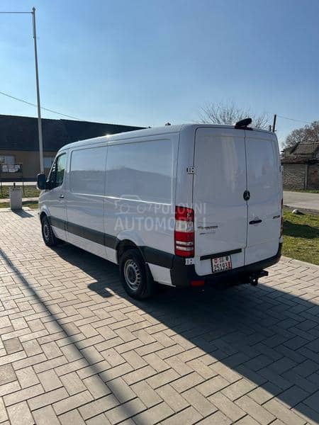 Mercedes Benz Sprinter 319