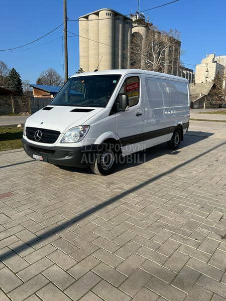 Mercedes Benz Sprinter 319