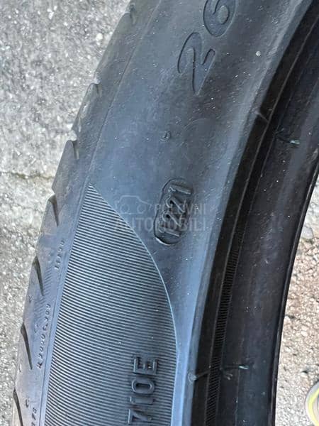 Pirelli 265/40 R21 Letnja