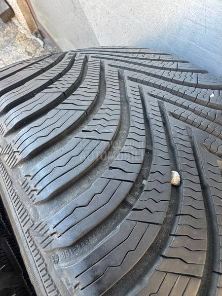 Michelin 215/55 R17 Zimska