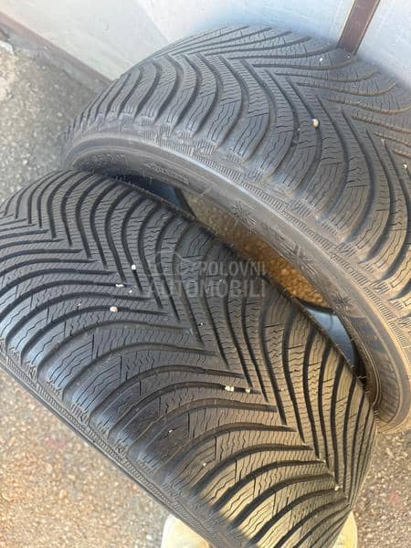 Michelin 215/55 R17 Zimska