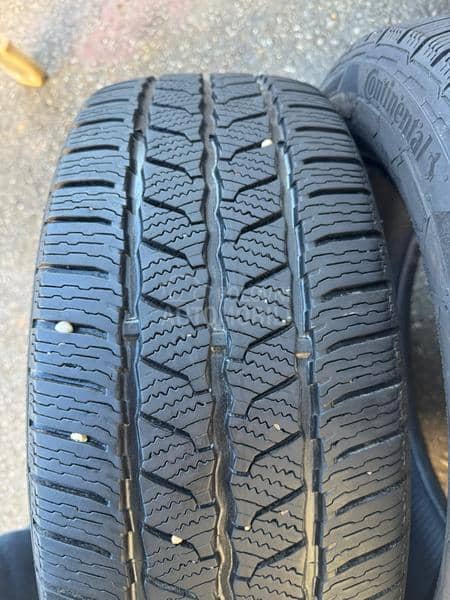 Continental 225/55 R17 Zimska