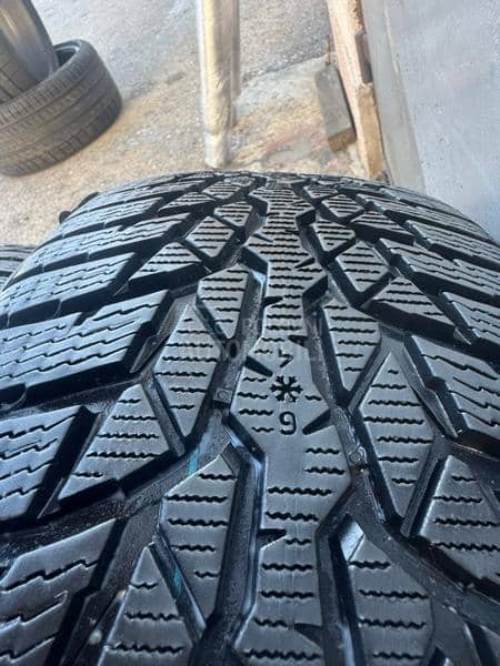 Nokian 215/60 R16 Zimska