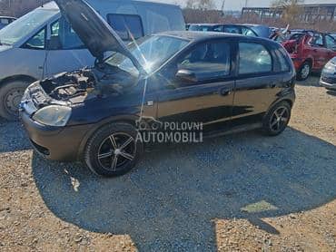 Opel Corsa C z10xe 2002. god. -  kompletan auto u delovima