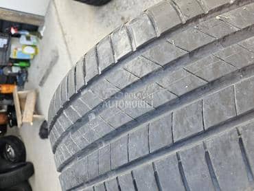 Bridgestone 245/40 R19 Letnja