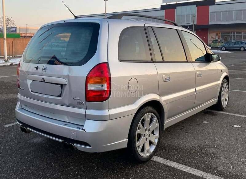 Opel Zafira OPC -  kompletan auto u delovima