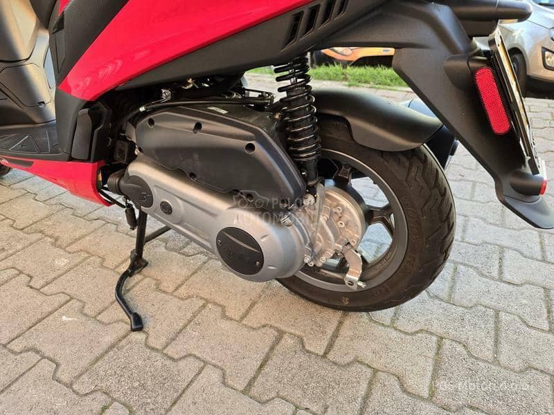 Aprilia SXR 50 4T