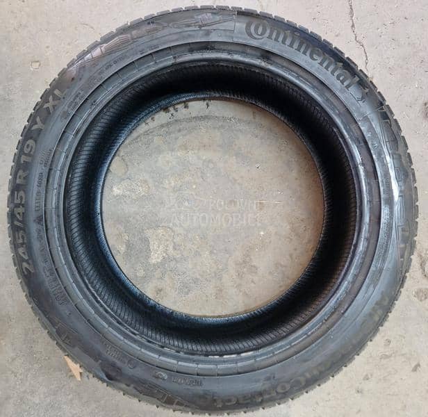 Continental 245/45 R19 Letnja