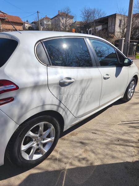 Peugeot 208 Style