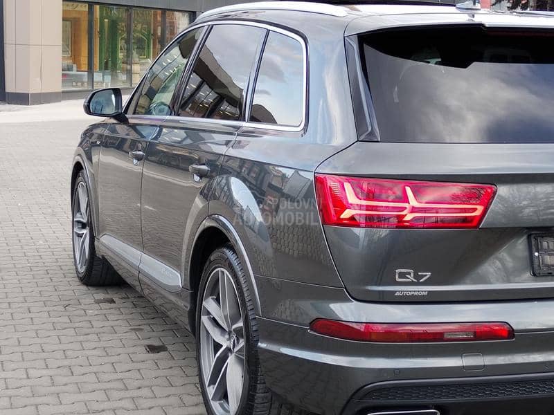 Audi Q7 3.0TDI S LINE 7 SED