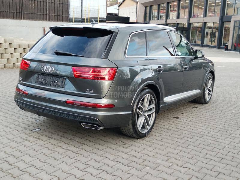 Audi Q7 3.0TDI S LINE 7 SED