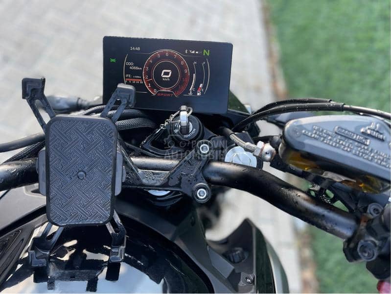 CFMOTO 650 NK