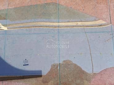 Prednje desno staklo za Škoda Roomster od 2006. do 2015. god.