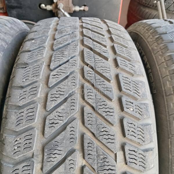 Starfire 195/60 R15 Zimska