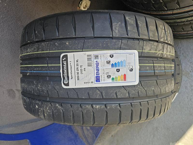 Continental 305/30 R20 Letnja