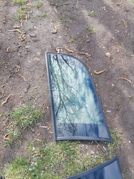 Zadnje bocno staklo za karavan