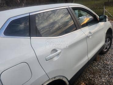 desna vrata za Nissan Qashqai od 2013. do 2019. god.