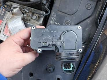 klapna gasa za Nissan Micra od 2002. do 2010. god.