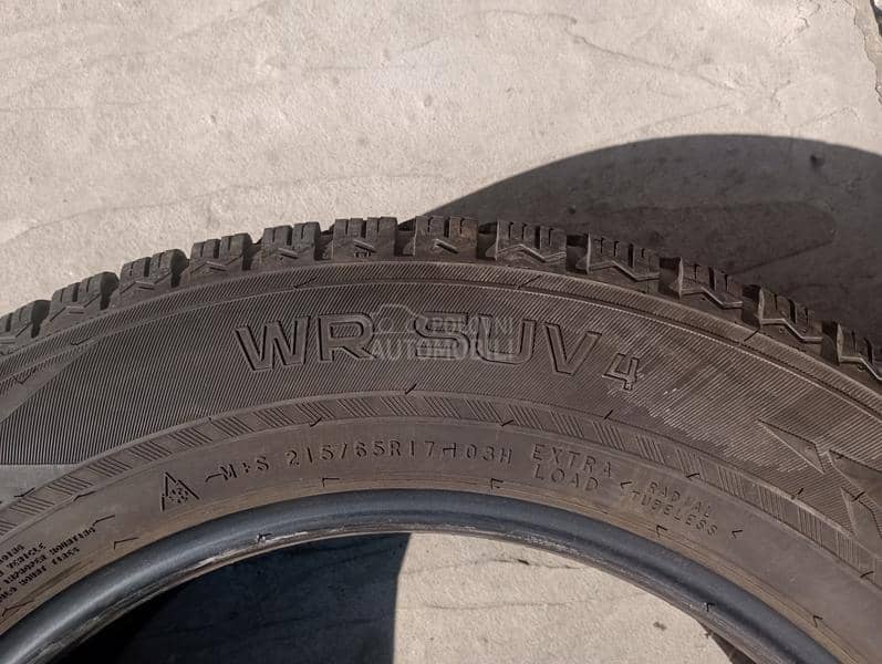 Nokian 215/65 R17 Zimska