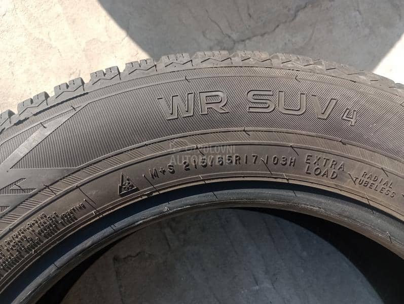 Nokian 215/65 R17 Zimska