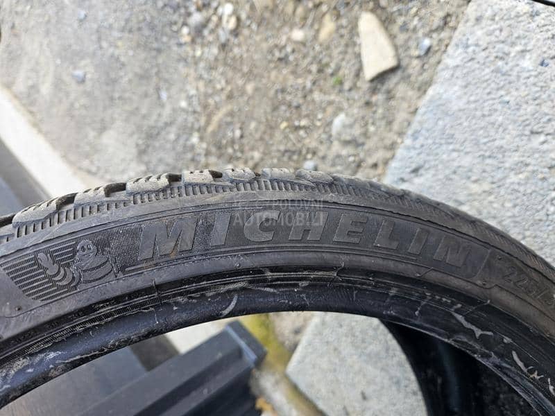 Michelin 225/35 R19 Zimska